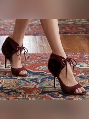 Chloe Gosselin Fur Heels